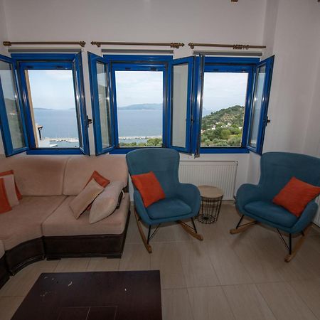 Villa Evmenia Panoramic View & Sea Front Apartments Скопелос Екстериор снимка