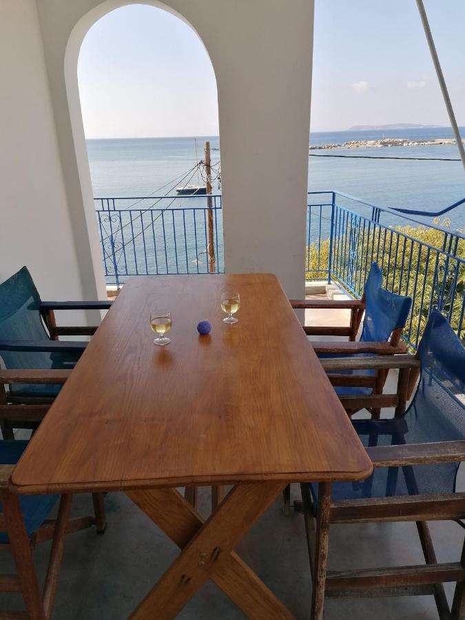 Villa Evmenia Panoramic View & Sea Front Apartments Скопелос Екстериор снимка