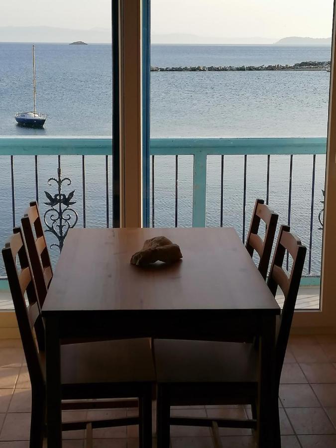 Villa Evmenia Panoramic View & Sea Front Apartments Скопелос Екстериор снимка