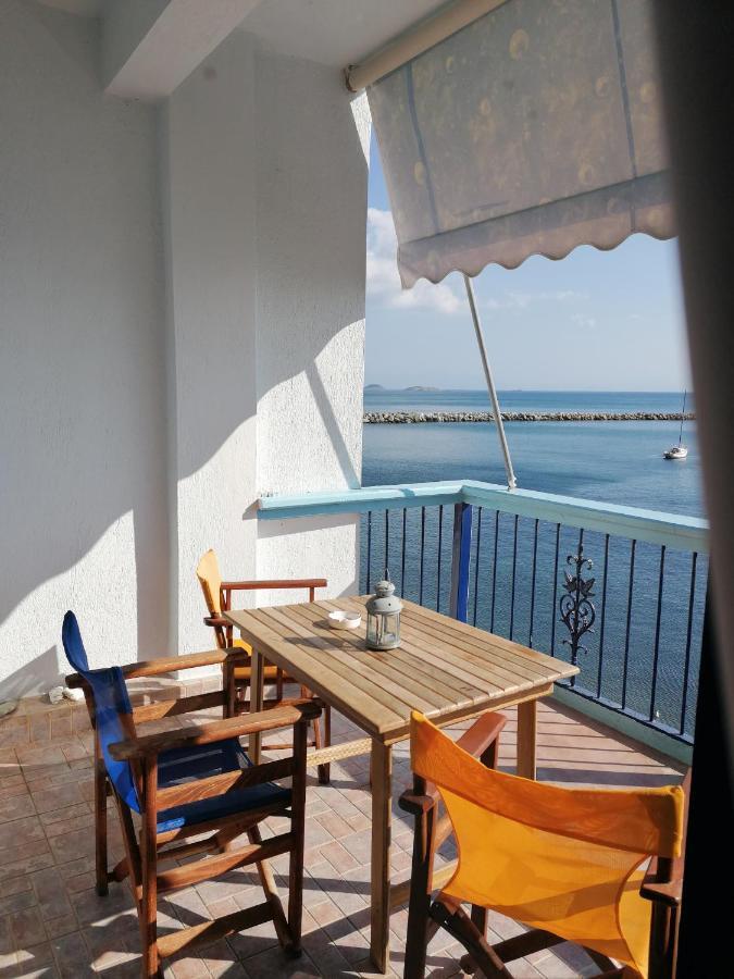 Villa Evmenia Panoramic View & Sea Front Apartments Скопелос Екстериор снимка