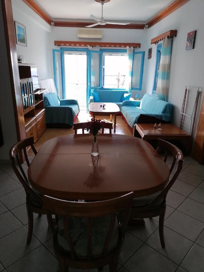 Villa Evmenia Panoramic View & Sea Front Apartments Скопелос Екстериор снимка