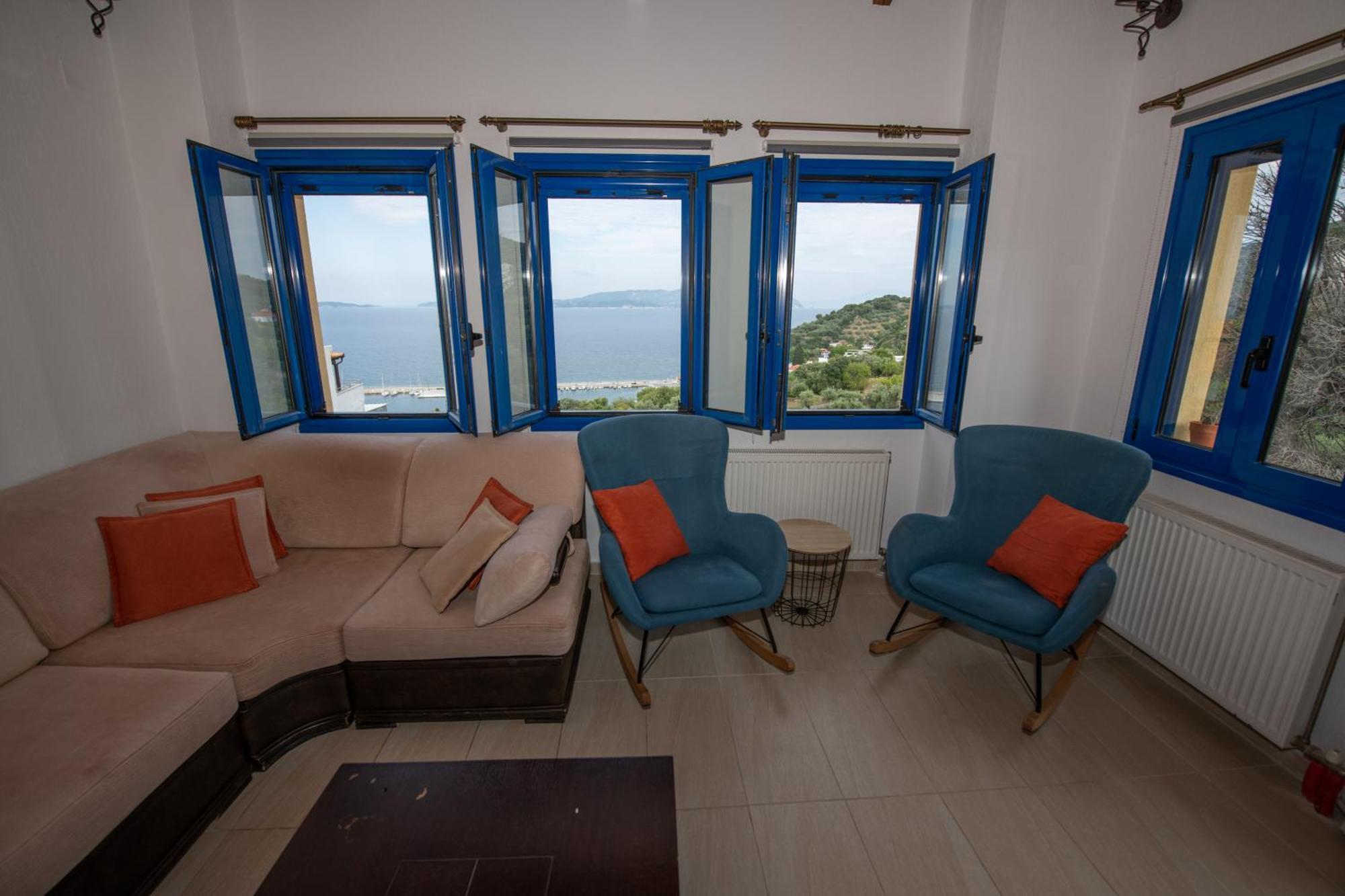 Villa Evmenia Panoramic View & Sea Front Apartments Скопелос Екстериор снимка