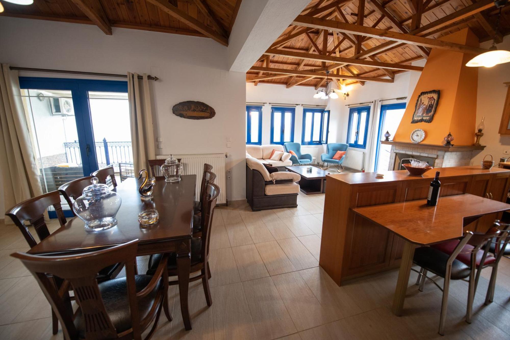 Villa Evmenia Panoramic View & Sea Front Apartments Скопелос Екстериор снимка
